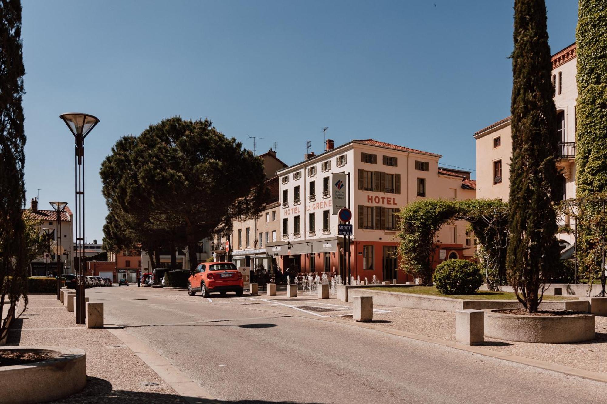 Mage Hotels - Hotel La Grenette Roanne Esterno foto