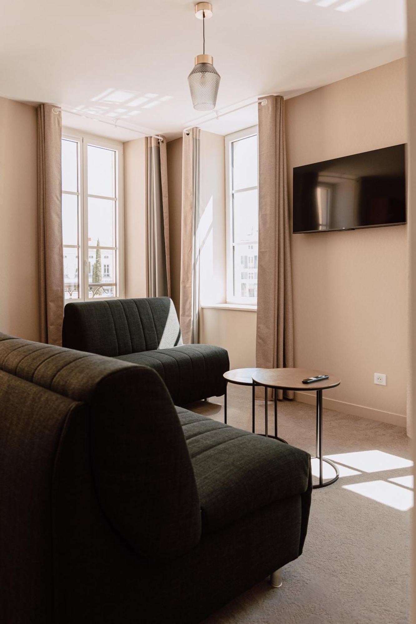 Mage Hotels - Hotel La Grenette Roanne Esterno foto